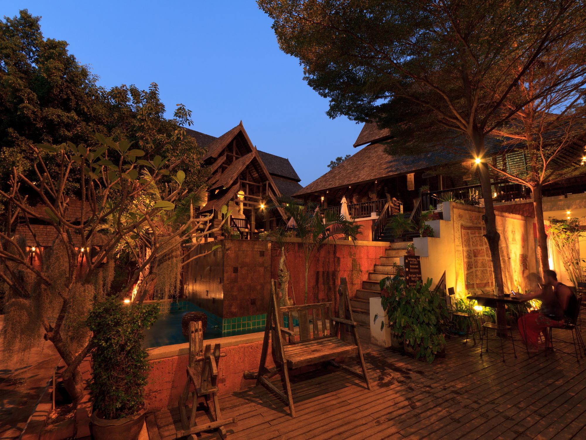 Rainforest Chiangmai Hotel Chiang Mai Exteriör bild